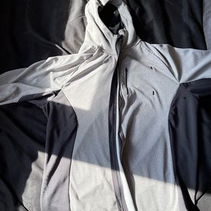 H&M Sport Light Jacket size L